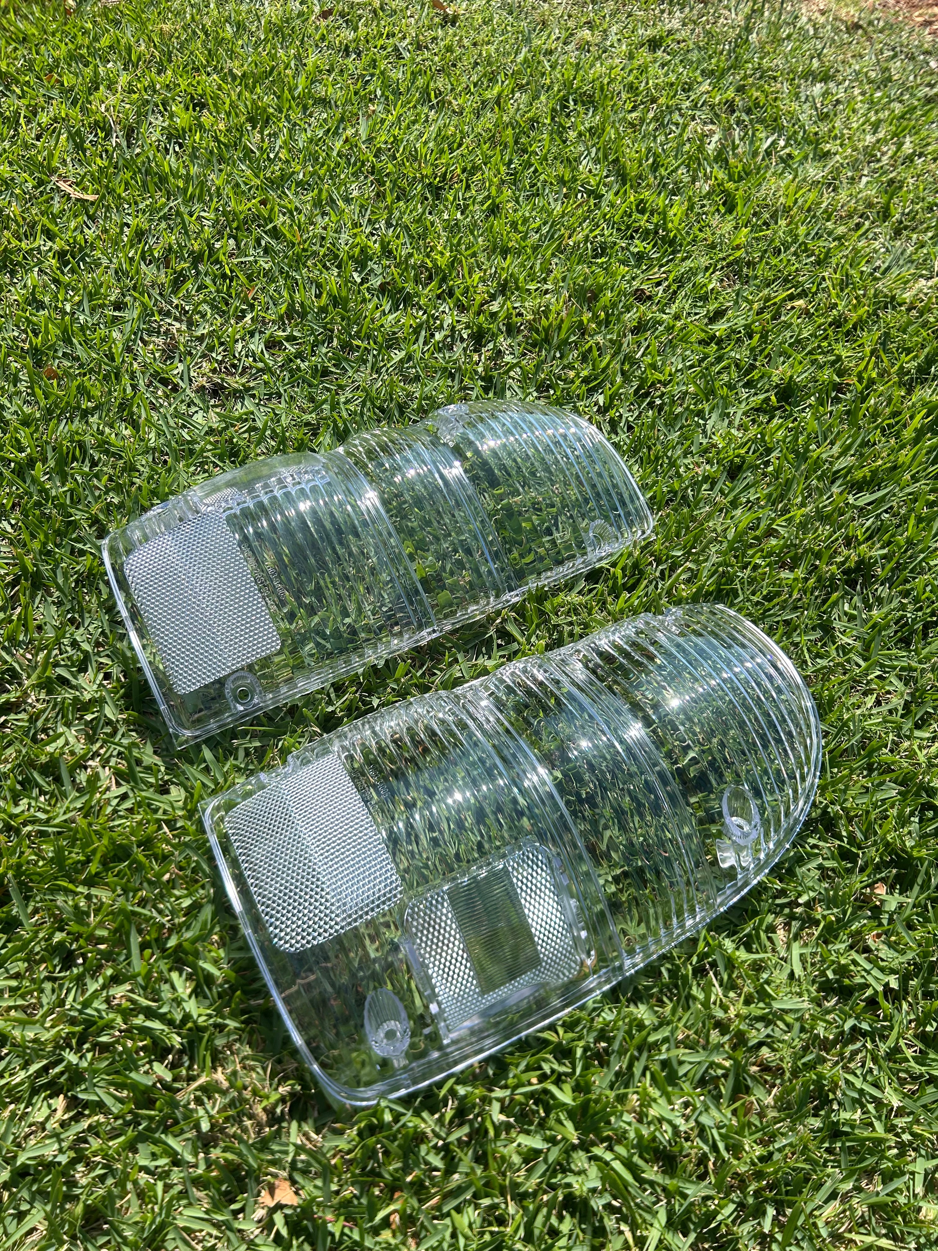 PRE-ORDER 1995–2004 Toyota Tacoma Clear Tail Lights (1st Gen)