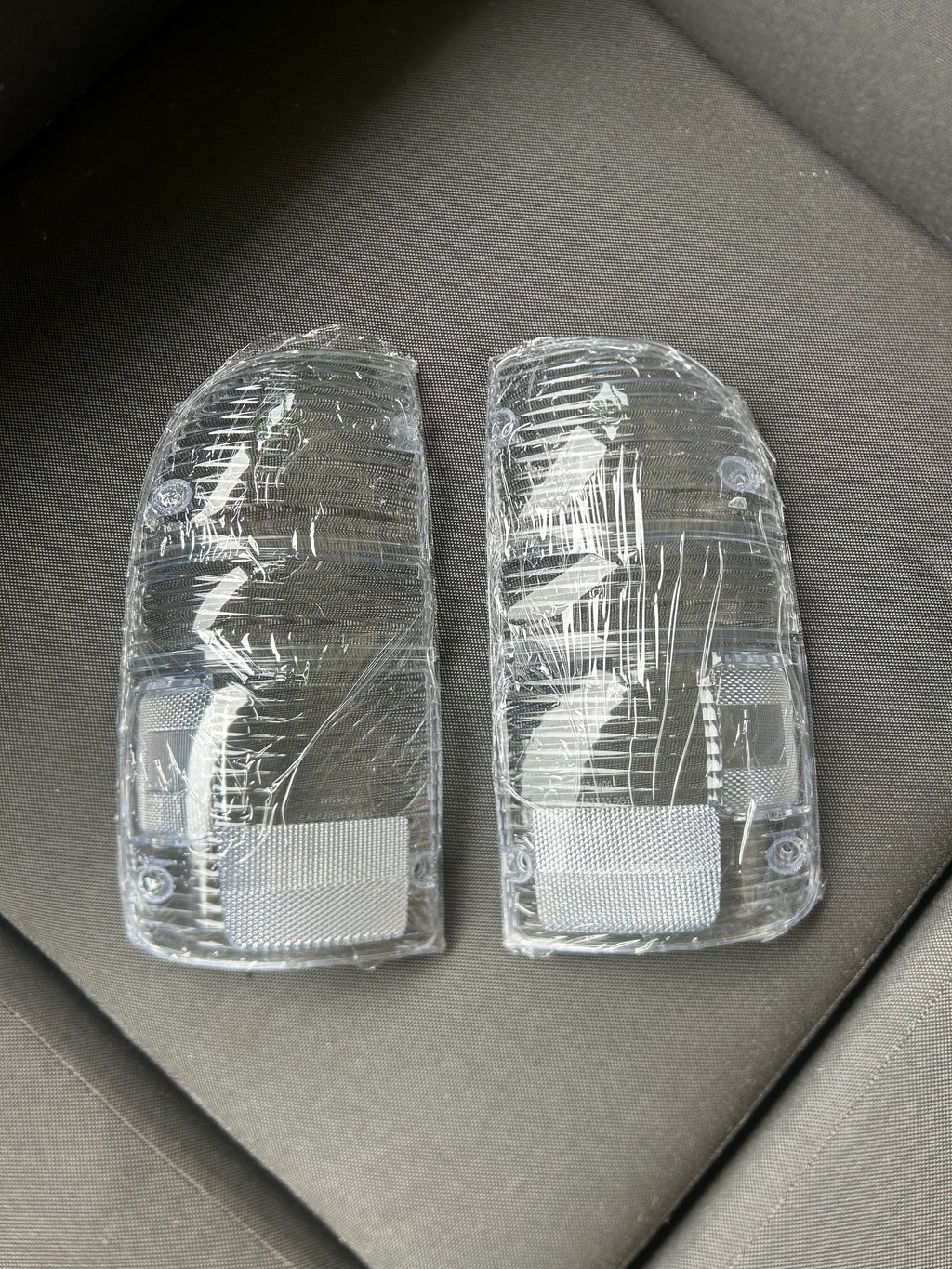 1995–2004 Toyota Tacoma Clear Tail Lights (1st Gen)