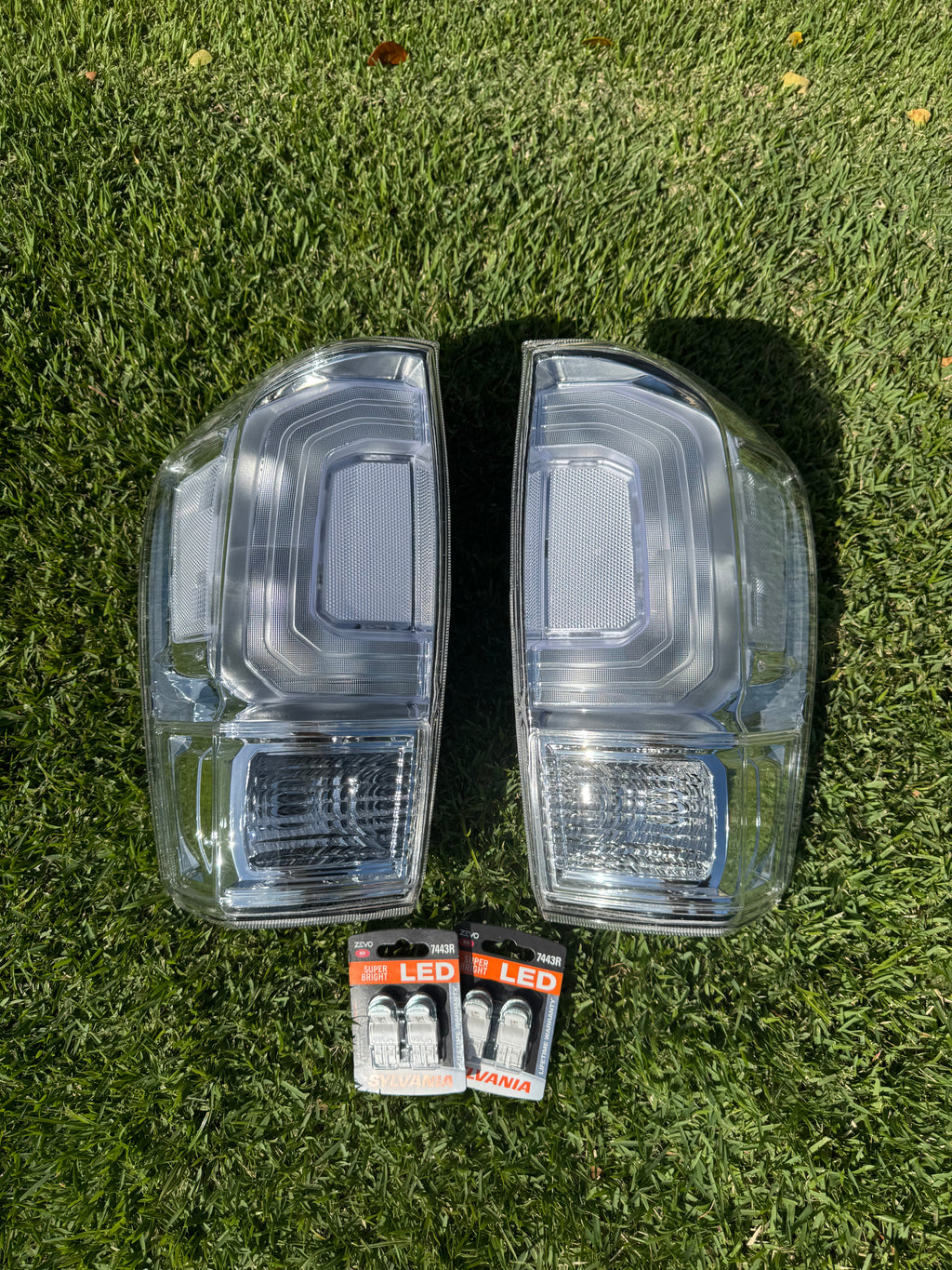 2016–2023 Toyota Tacoma Clear Tail Lights (3rd Gen)